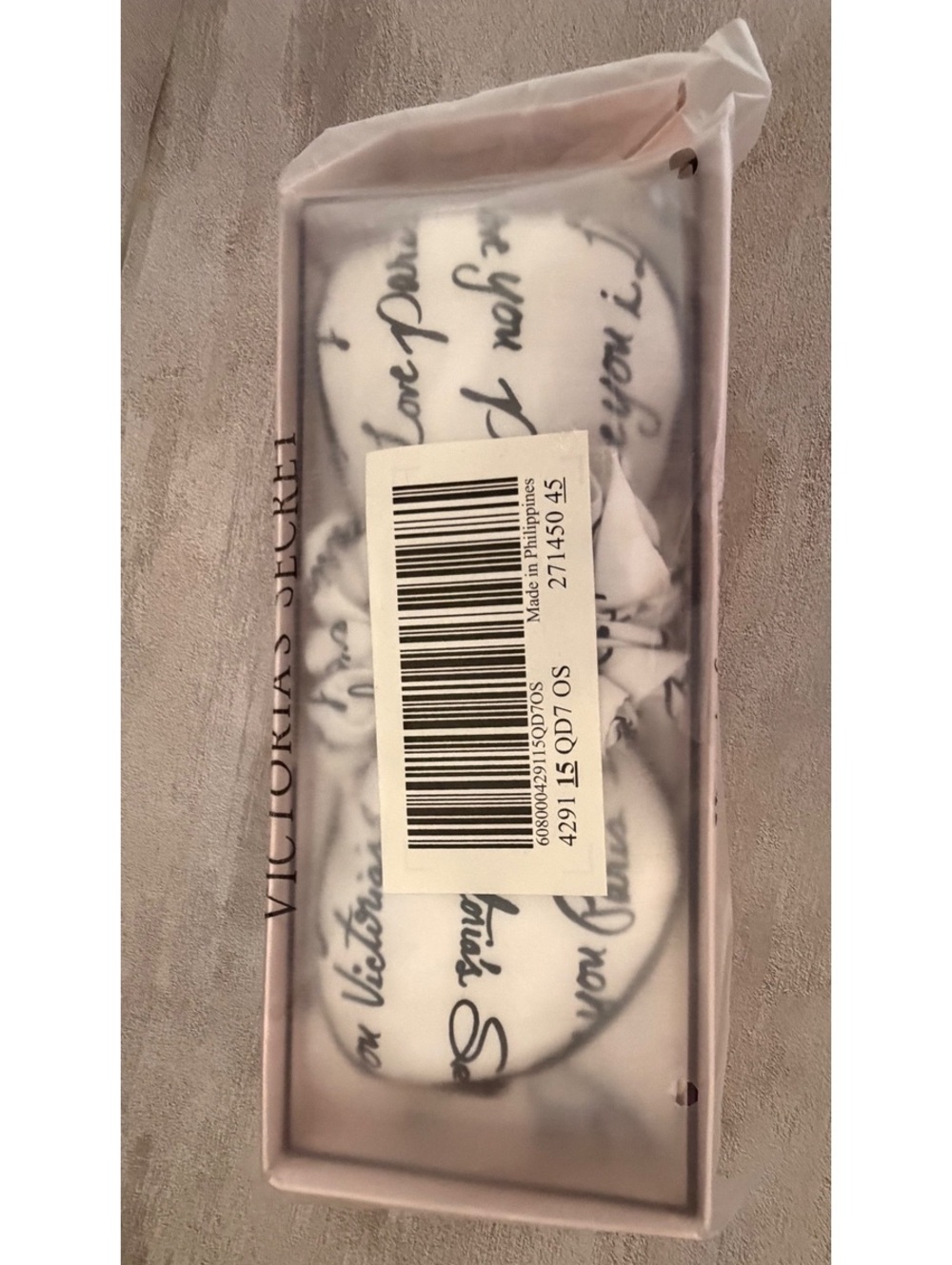 Victoria’s Secret Satin Sleep Gift Set Pillowcase Eye Mask Scrunchie NWT